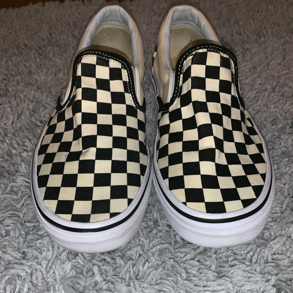 B&W Checkered Vans! ☆